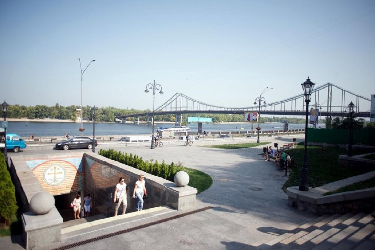 Podil Apart Near Poschtova Square History Center Kiev Bagian luar foto
