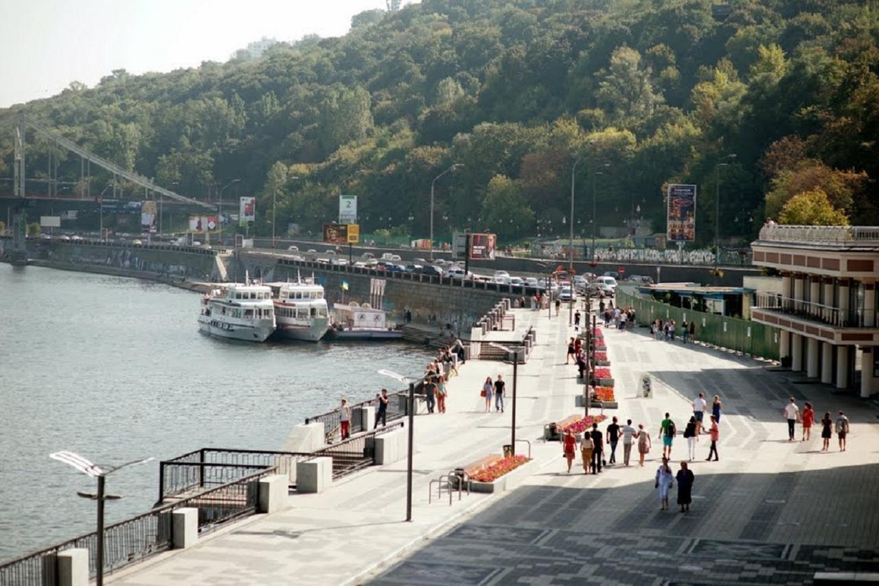Podil Apart Near Poschtova Square History Center Kiev Bagian luar foto